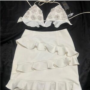 Chic White Ruffle Skirt Set